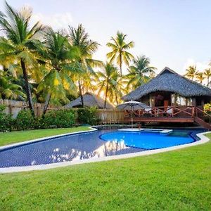 Bungalow Garden